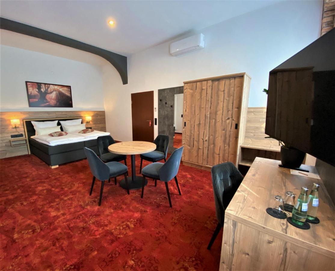 Hotel Friedchen Mit Eigener Fleischerei Artern Экстерьер фото